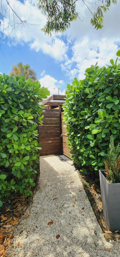 Private Aparment Studio In The Hard Of Miami Unit # 6 Opa-locka المظهر الخارجي الصورة